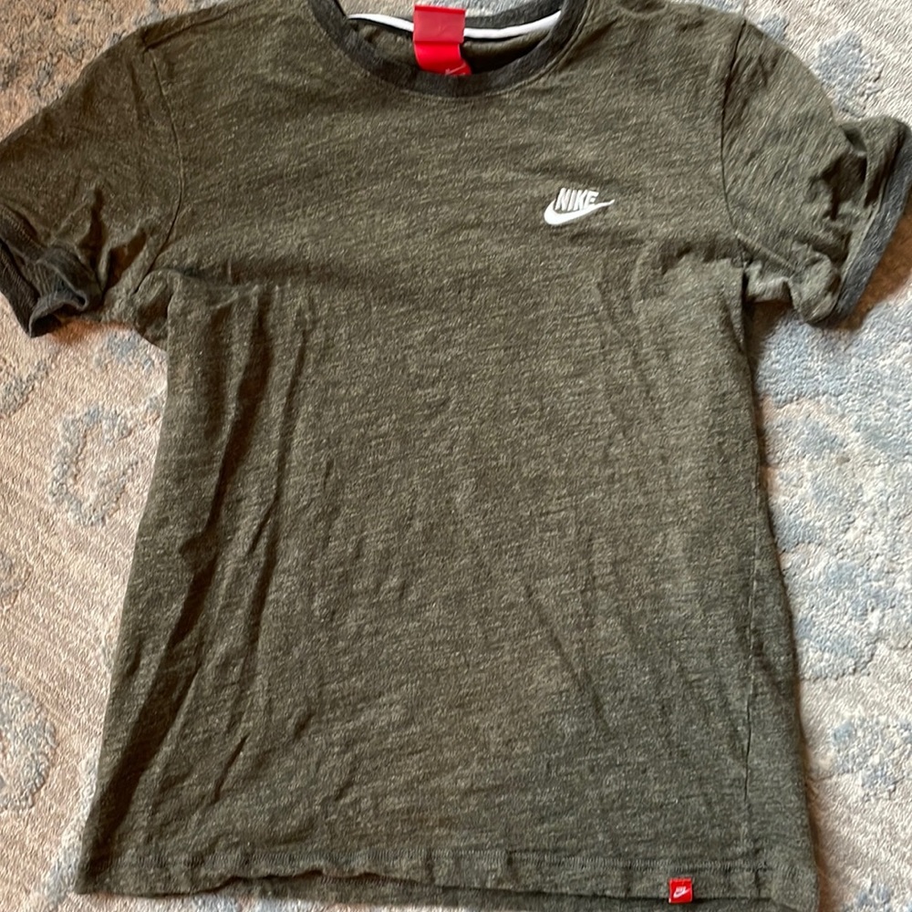 Nike Mens Tshirt